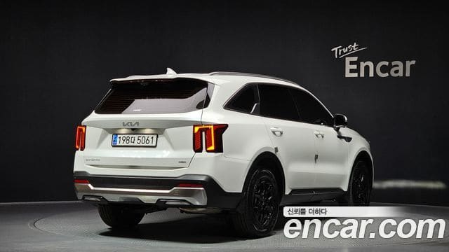 Kia Sorento — фото 1