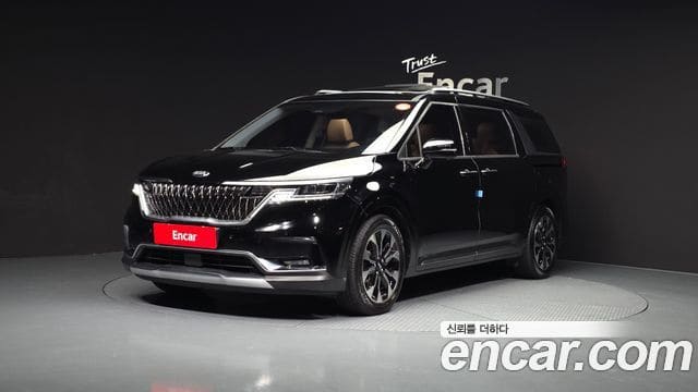 Kia Carnival — фото 1