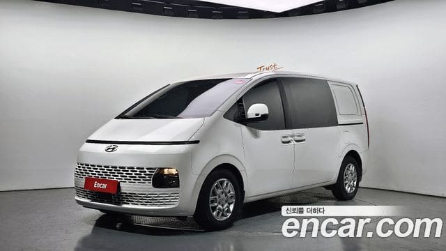 Hyundai Staria — фото 1