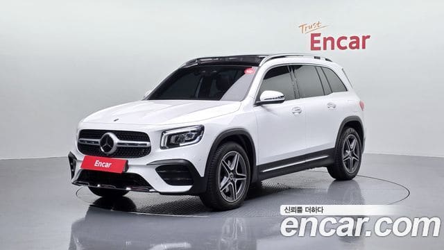 Mercedes-Benz GLB-Class — фото 1