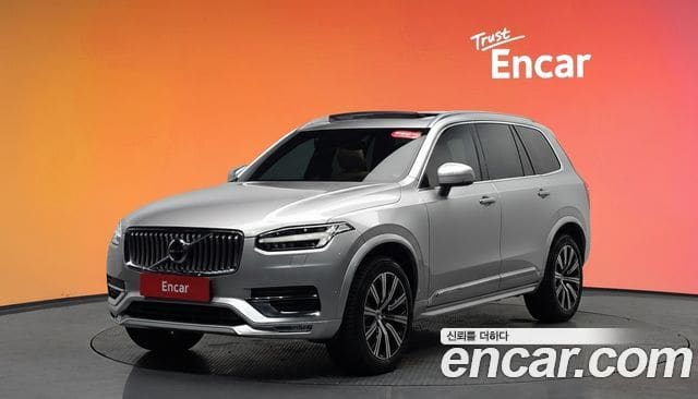 Volvo XC90 — фото 1