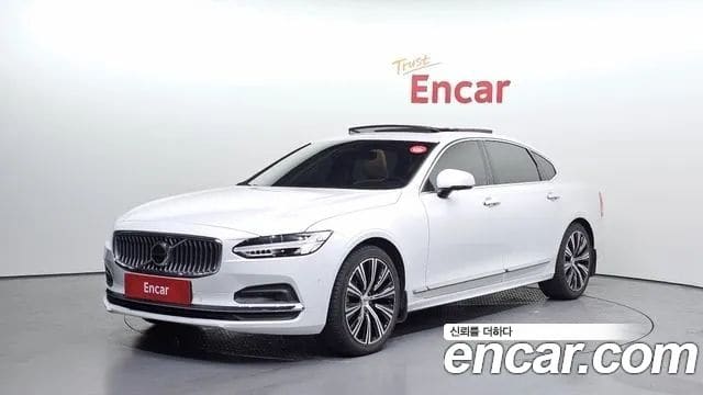 Volvo S90 — фото 1