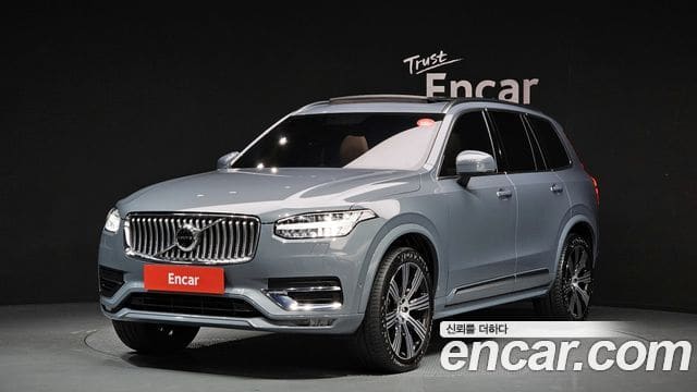 Volvo XC90 — фото 1