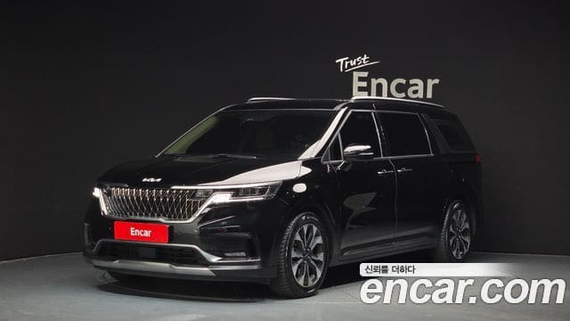 Kia Carnival — фото 1
