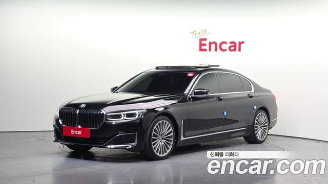 BMW 7 Series — фото 1