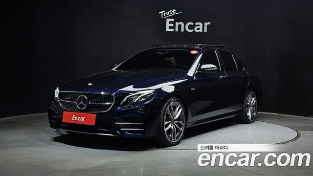 Mercedes-Benz E-Class — фото 1