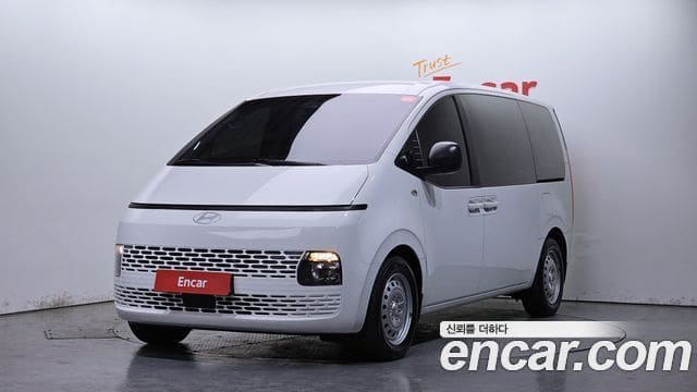 Hyundai Staria — фото 1