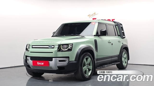 Land Rover Defender — фото 1