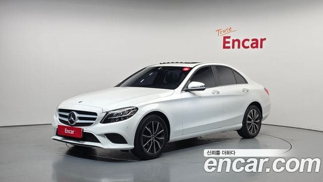 Mercedes-Benz C-Class — фото 1