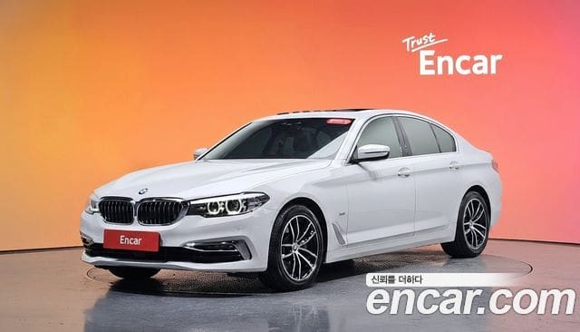 BMW 5 Series — фото 1