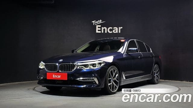 BMW 5 Series — фото 1