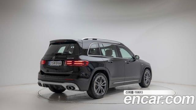 Mercedes-Benz GLB-Class — фото 1