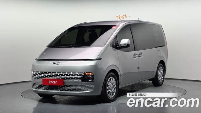 Hyundai Staria — фото 1