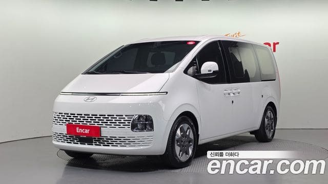 Hyundai Staria — фото 1