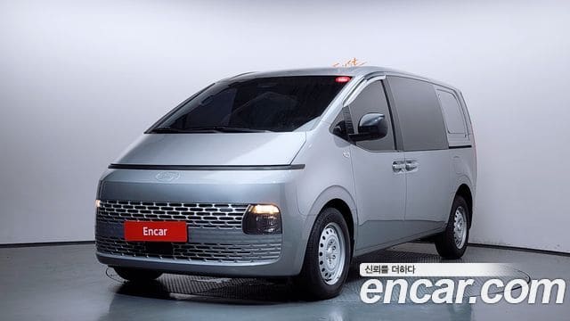 Hyundai Staria — фото 1