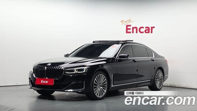 BMW 7 Series — фото 1