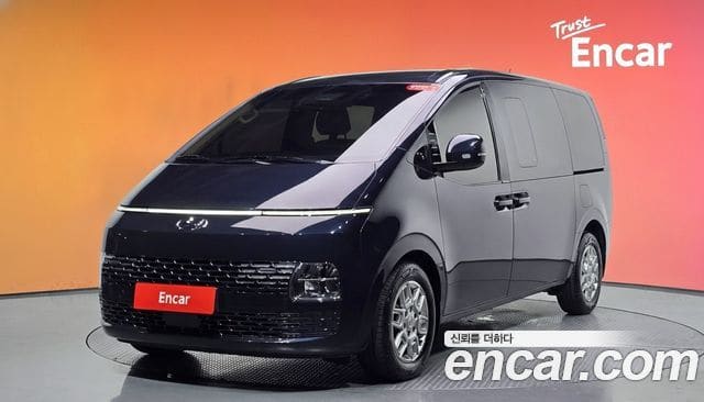 Hyundai Staria — фото 1