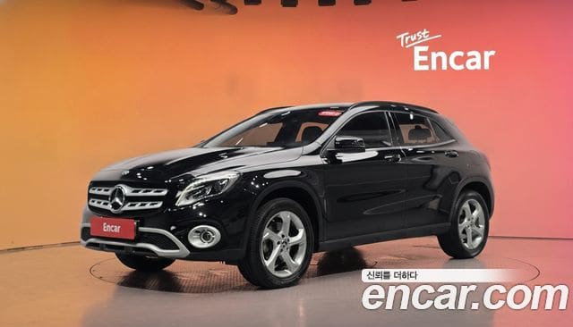 Mercedes-Benz GLA-Class — фото 1