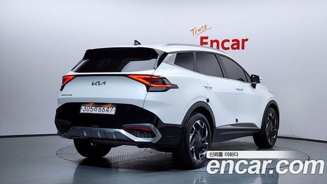 Kia Sportage — фото 1