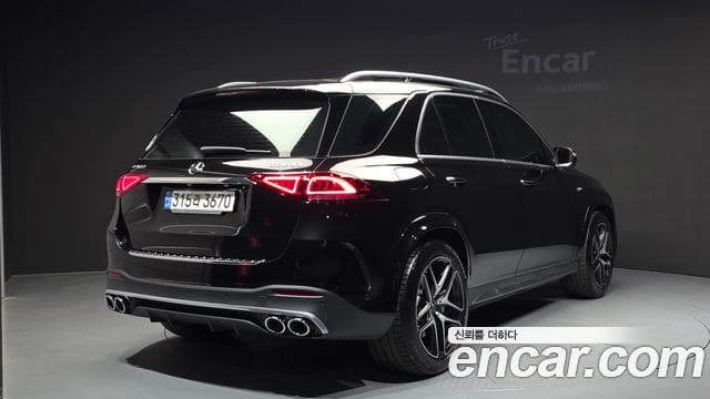 Mercedes-Benz GLE-Class — фото 1