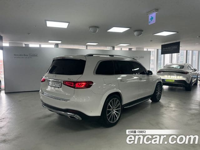 Mercedes-Benz GLS-Class — фото 1