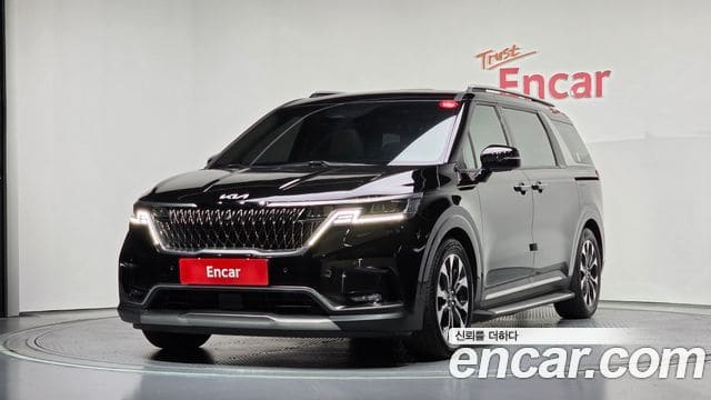 Kia Carnival — фото 1