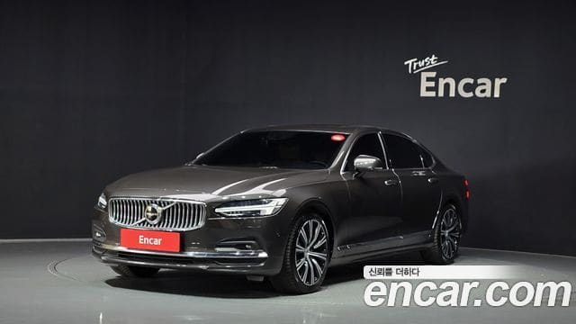Volvo S90 — фото 1