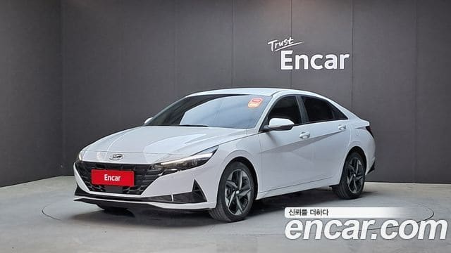 Hyundai Avante — фото 1