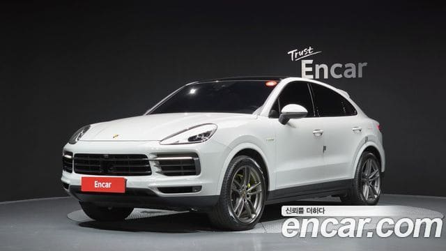 Porsche Cayenne — фото 1