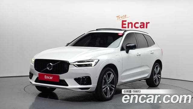 Volvo XC60 — фото 1