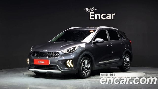 Kia Niro — фото 1