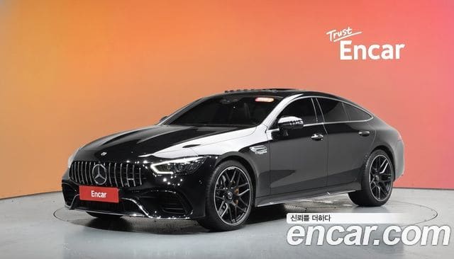 Mercedes-Benz AMG GT — фото 1