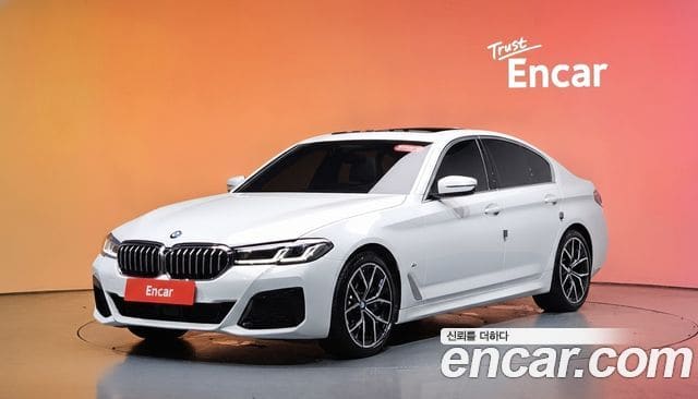 BMW 5 Series — фото 1