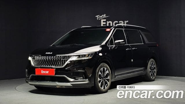 Kia Carnival — фото 1
