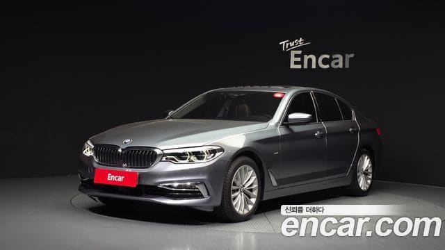 BMW 5 Series — фото 1
