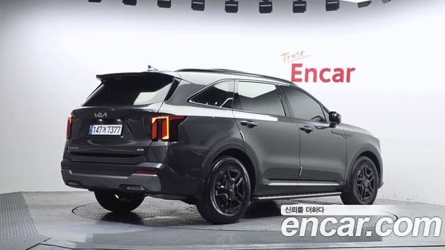 Kia Sorento — фото 1