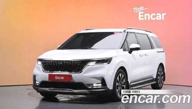 Kia Carnival — фото 1