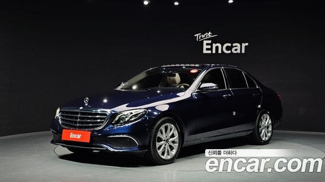 Mercedes-Benz E-Class — фото 1