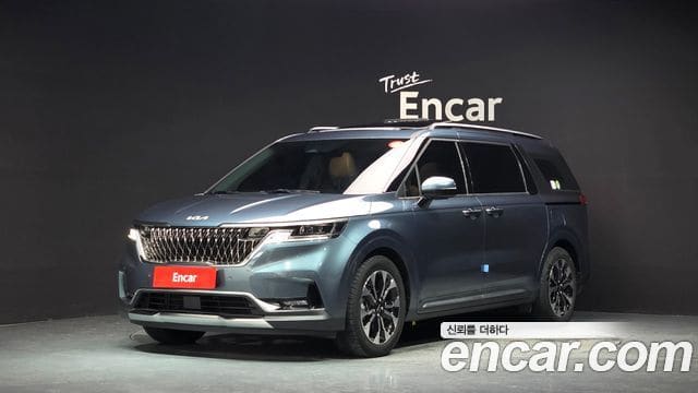 Kia Carnival — фото 1
