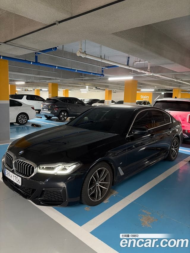 BMW 5 Series — фото 1