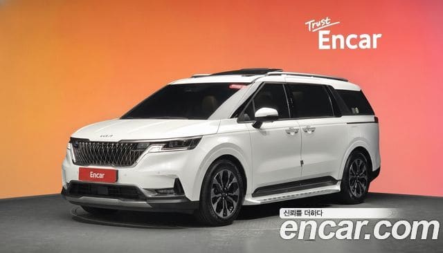 Kia Carnival — фото 1