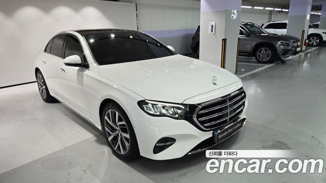 Mercedes-Benz E-Class — фото 1