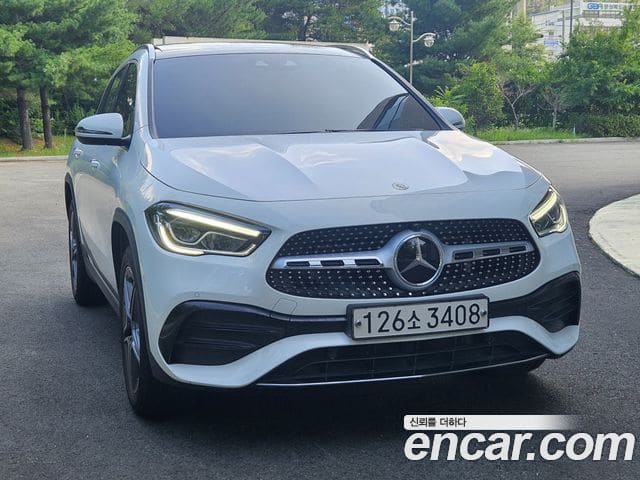 Mercedes-Benz GLA-Class — фото 1