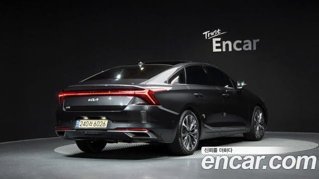 Kia K8 — фото 1