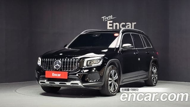Mercedes-Benz GLB-Class — фото 1