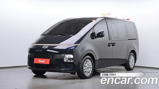 Hyundai Staria — фото 1