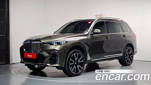 BMW X7 — фото 1