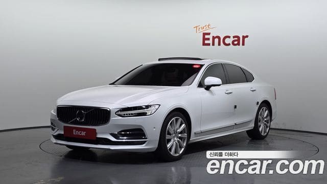 Volvo S90 — фото 1