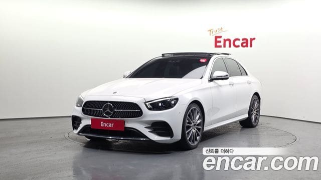Mercedes-Benz E-Class — фото 1