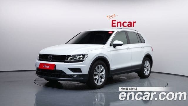 Volkswagen Tiguan — фото 1
